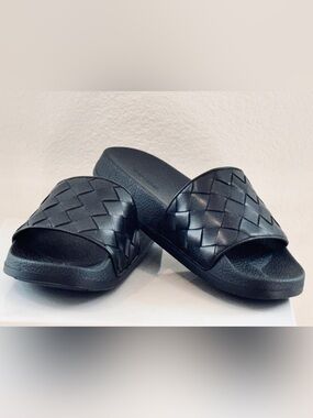 VINCE Mens Watley Goatskin Leather Sport Slides